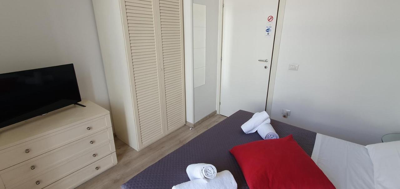 那不勒斯Casa House 381公寓 外观 照片