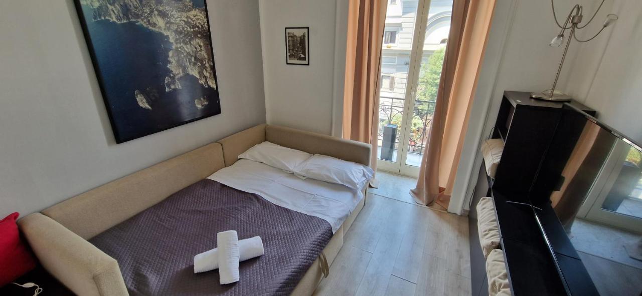 那不勒斯Casa House 381公寓 外观 照片